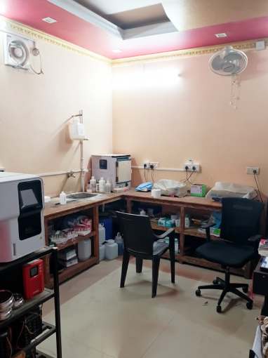 Advanced centrifuges in a lab